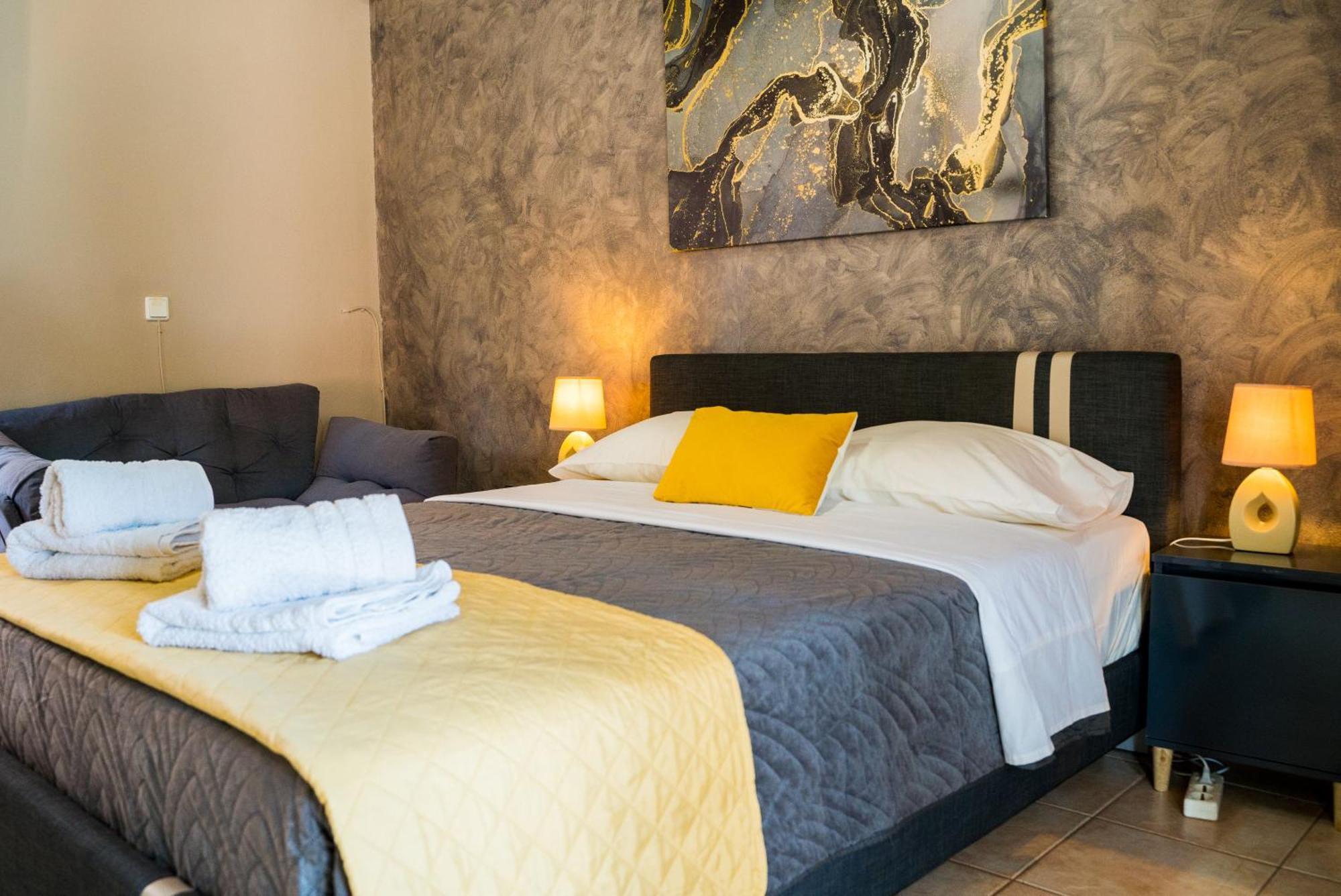 The Dreamhouse Athens Airport Apartment Artemida  Luaran gambar