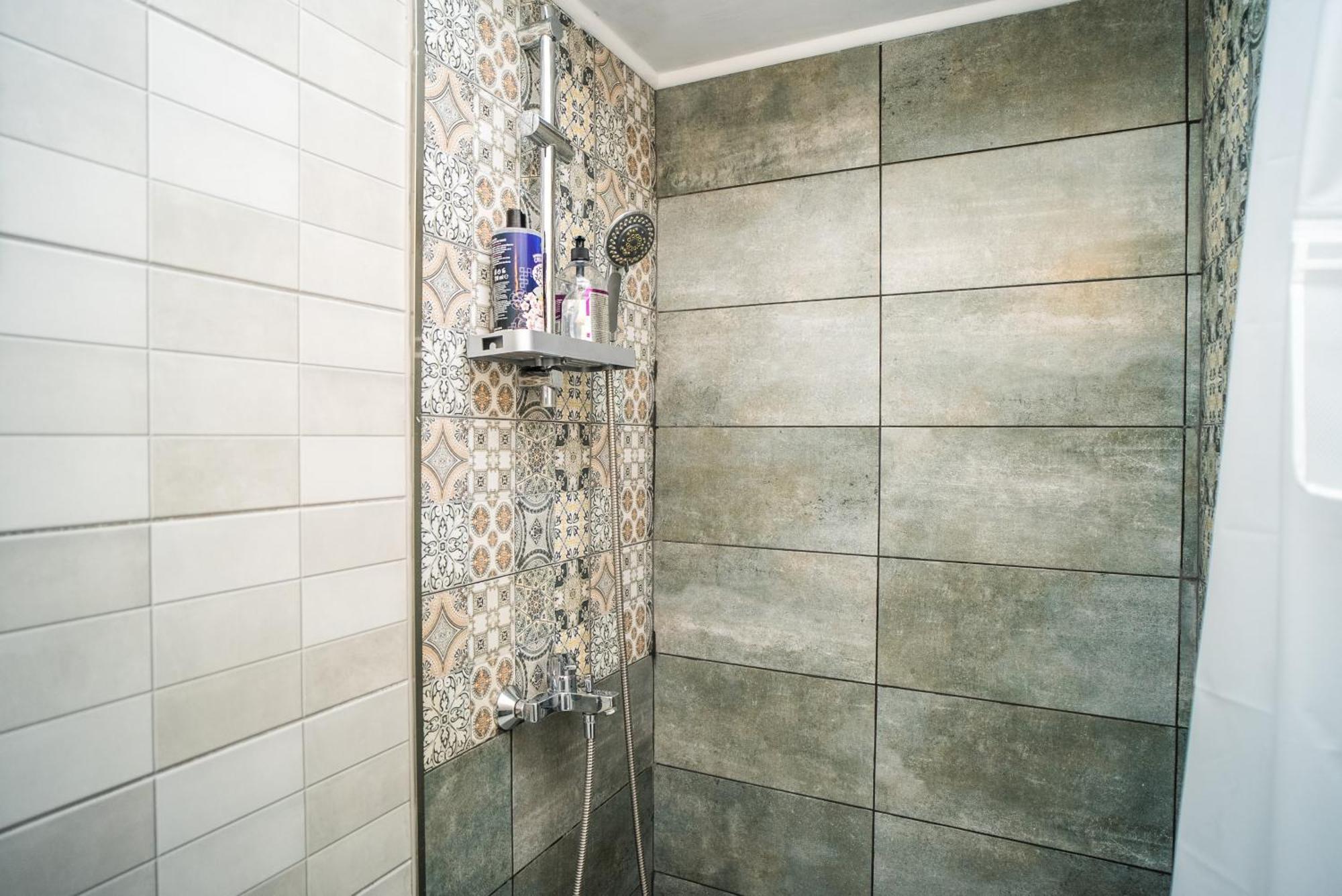 The Dreamhouse Athens Airport Apartment Artemida  Luaran gambar